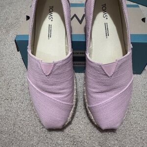 TOMS Women's Light Pink Espadrilles